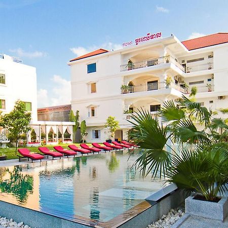 Oc Hotel Preăh Sihanŭk Zewnętrze zdjęcie