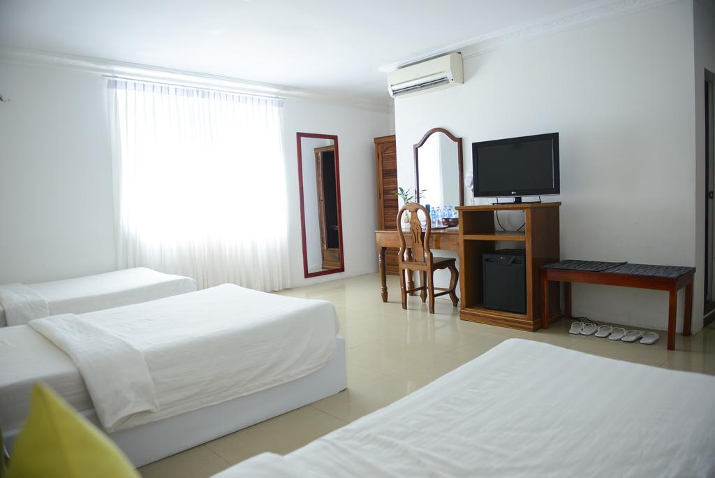 Oc Hotel Preăh Sihanŭk Zewnętrze zdjęcie