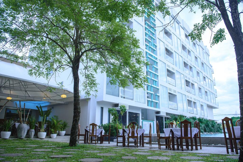Oc Hotel Preăh Sihanŭk Zewnętrze zdjęcie