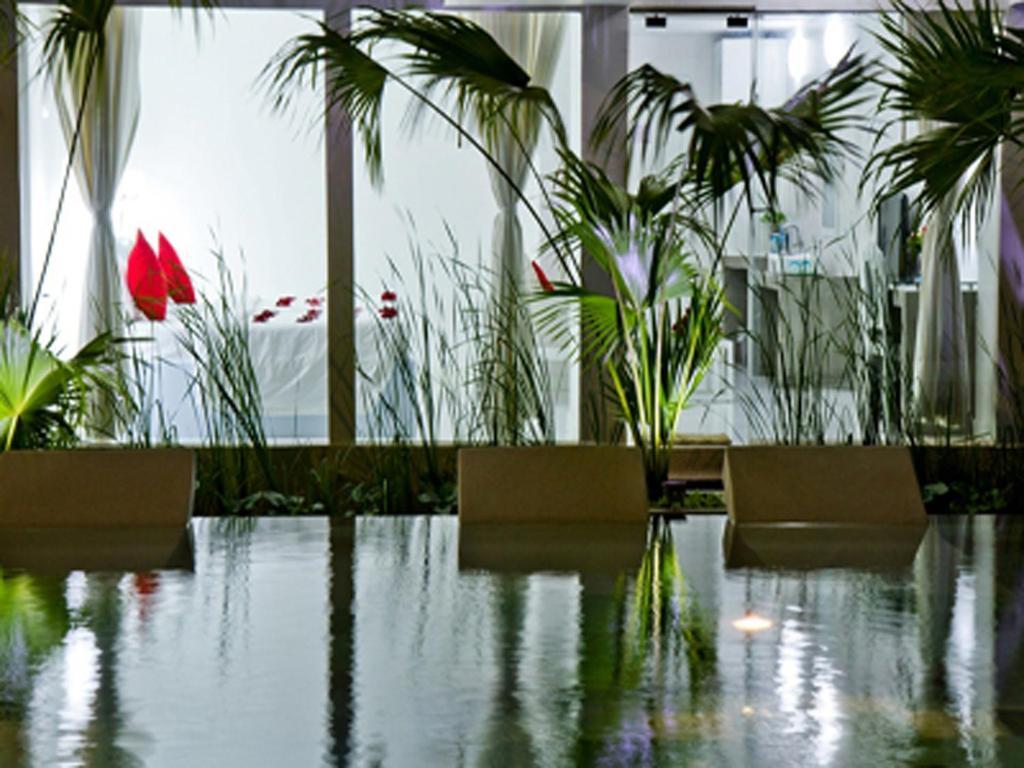 Oc Hotel Preăh Sihanŭk Zewnętrze zdjęcie