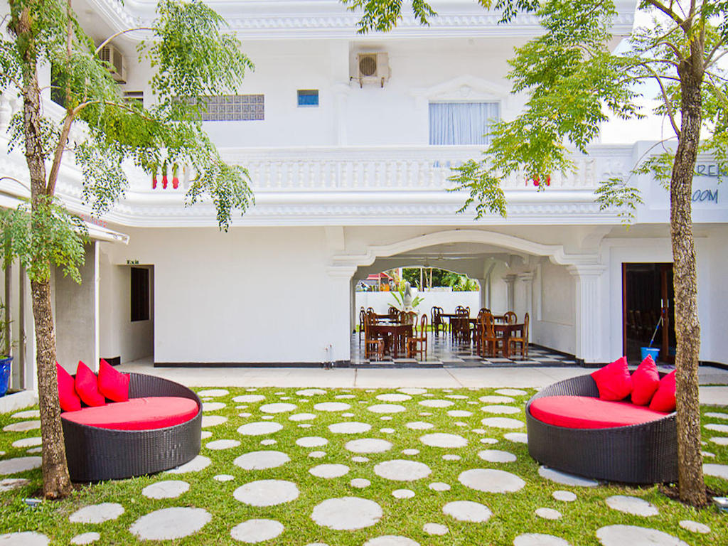 Oc Hotel Preăh Sihanŭk Zewnętrze zdjęcie